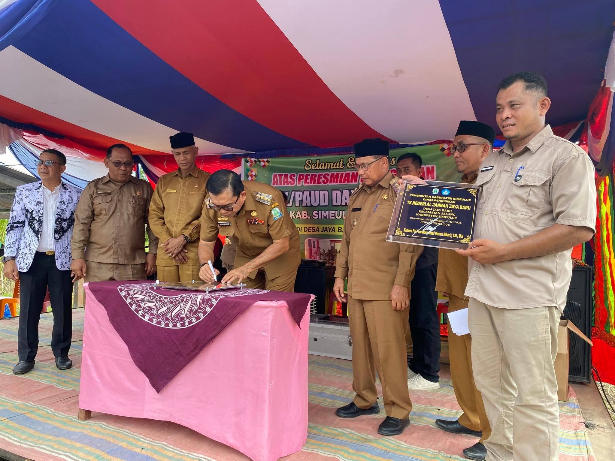 Sejarah Baru Pendidikan Simeulue:  Bupati Monas Negerikan 16 TK/PAUD Sekaligus, Target Cetak SDM Unggul Sejak Dini